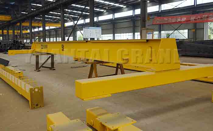 Top running overhead crane for sale-perfect lifting solution for space-limited places
