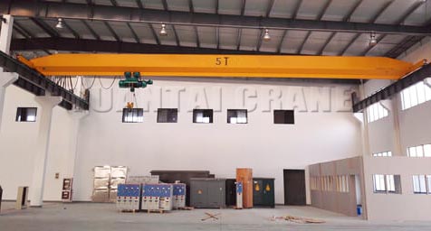 5 ton single girder overhead crane are used in warehouse to help material handling